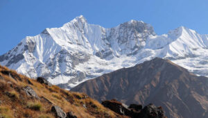 Around 300,000 Foreign Tourists Visit the Annapurna Region in 2025